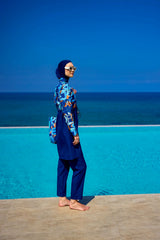 Riva Mera by Marina │Burkini Modest Swimwear Set 4-Teilig marineblau mit blau-oranger Aufschrift - R2503