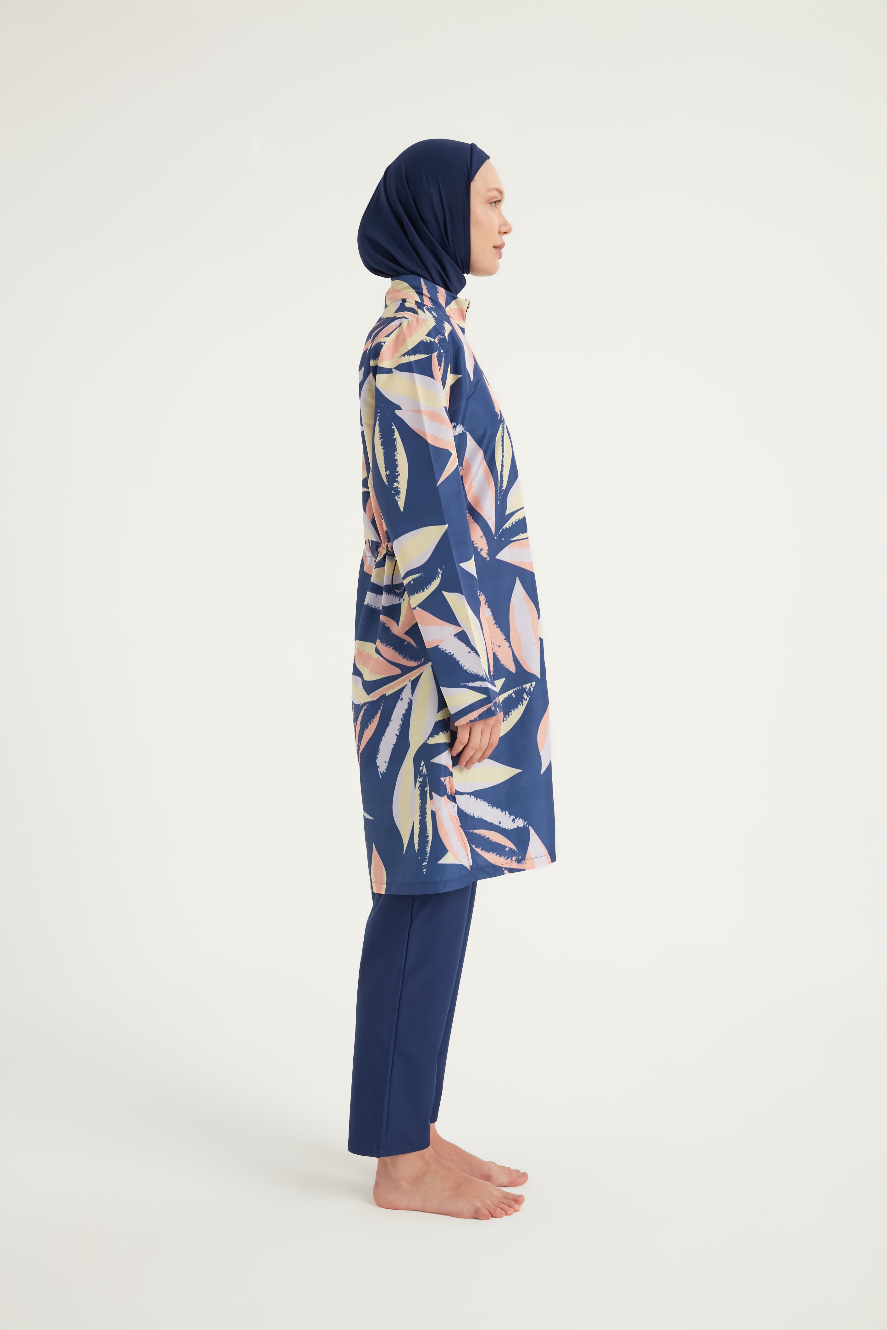 Burkini Modest Swimwear Set marineblau mit Blattmotiv - 4-teiliges muslimisches Badeanzug Set von Riva Mera by Marina
