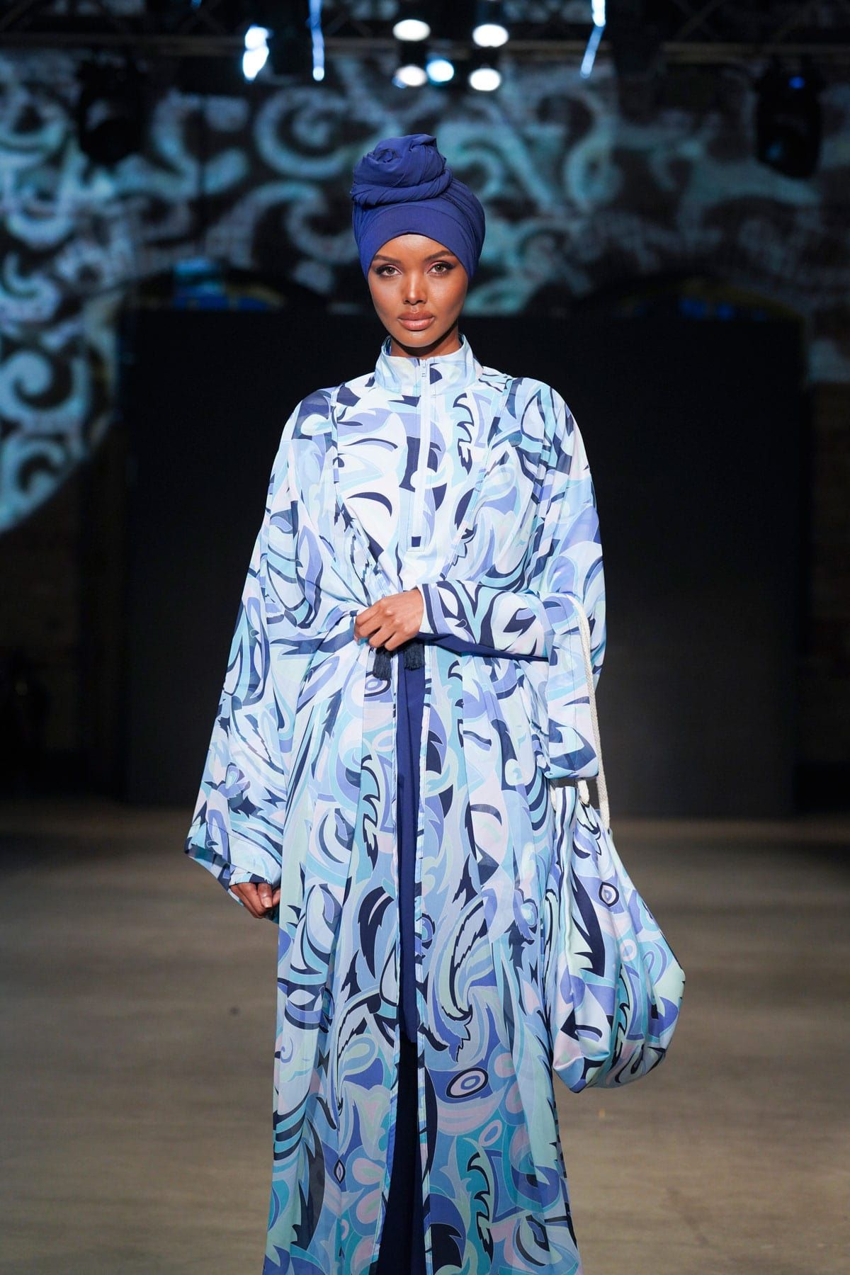 Burkini Modest Swimwear Set Lycra 4-Teilig Marineblaue mit blauen Motiven "Marina" M2498