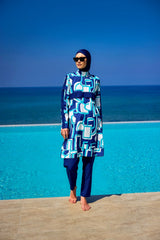  "Burkini Modest Swimwear Set mit blauen Motiven und marineblauer Schwimmhose - 4-teiliges muslimisches Badeanzug Set von Riva Mera by Marina