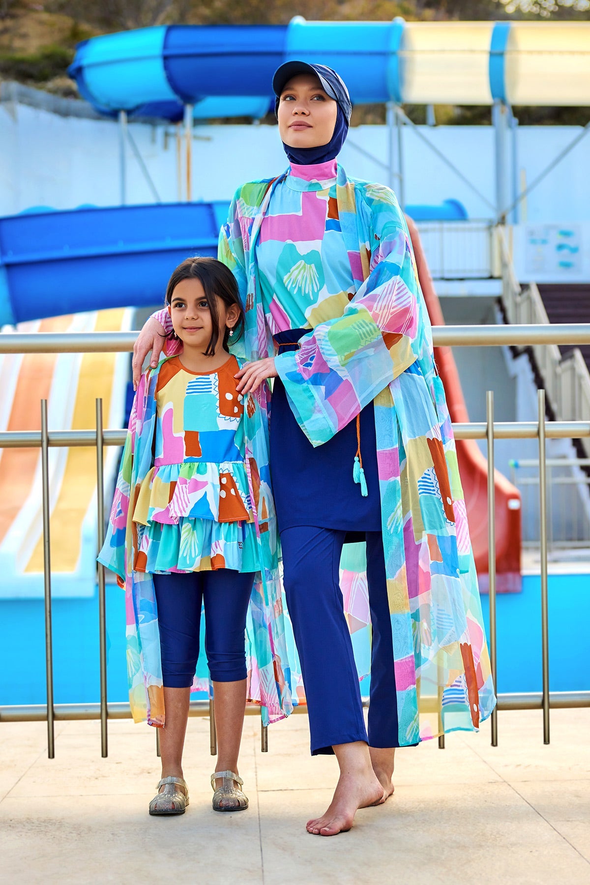 Burkini Modest Swimwear Set 4-Teilig Marineblau mit buntem Oberteil "Marina" M2511