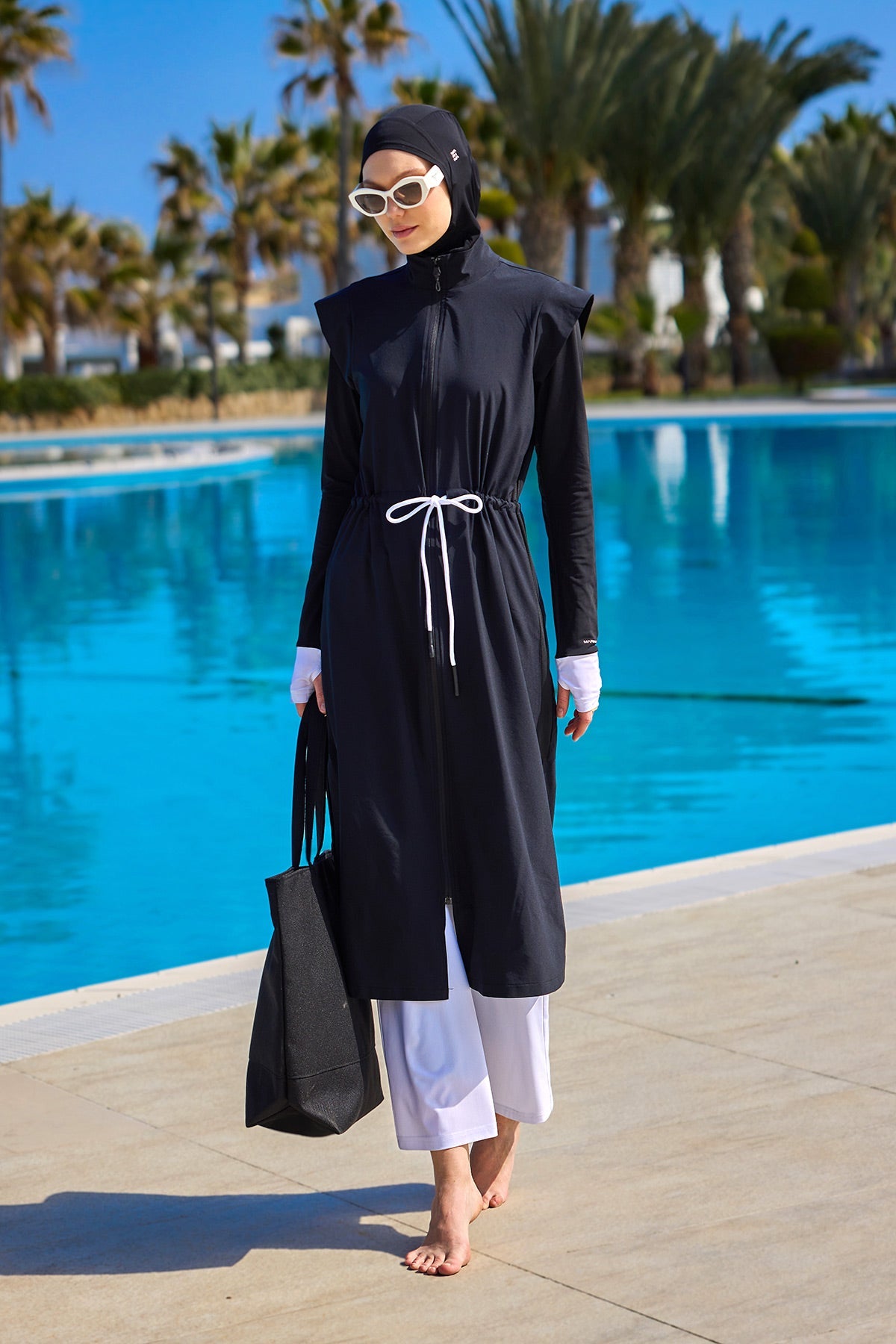 Burkini Modest Swimwear Set 4-Teilig Schwarz mit weißer Schwimmhose "Marina" M2501-2