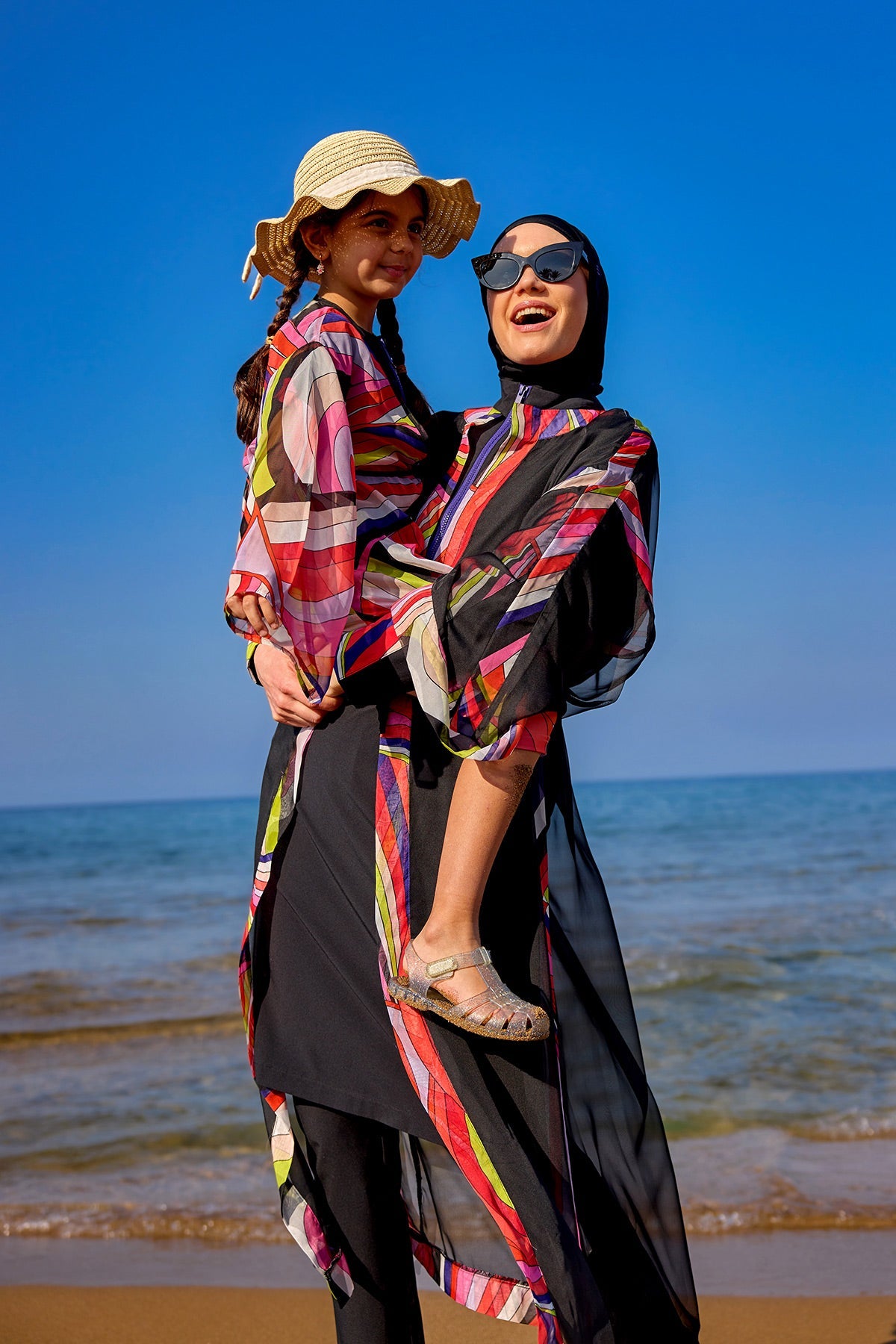 Burkini Modest Swimwear Set 4-Teilig Schwarz mit bunten Ärmeln "Marina" M2510
